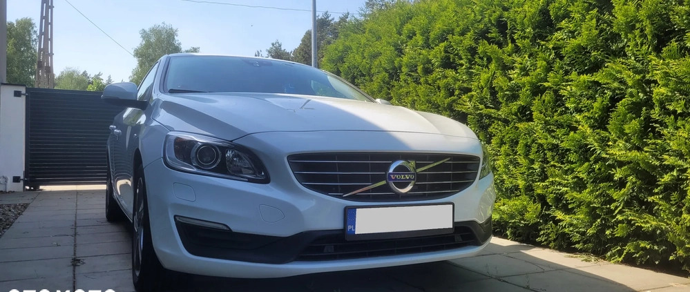 Volvo V60 cena 44500 przebieg: 160000, rok produkcji 2015 z Wolsztyn małe 29